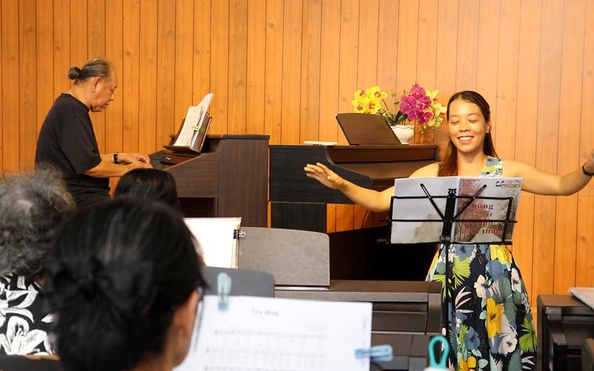 Dạy piano miễn phí cho kèo nhà cái tỷ lệ bóng đá cao tuổi
