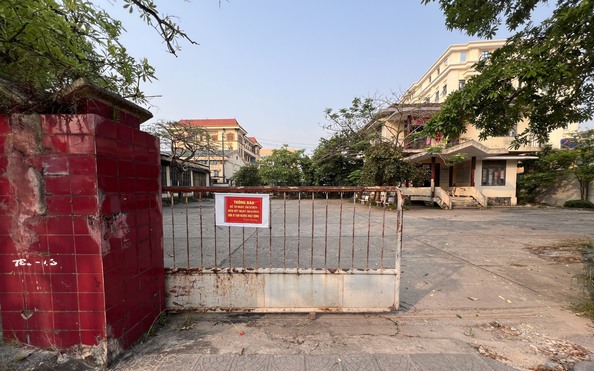 Nhiều chủ tỷ lệ bóng đá kèo nhà cái than phiền vì trung tâm đăng kiểm 73.01S "cửa đóng, then cài"