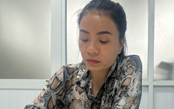 CÔ BẢY XEM BÓI TÂM HUYẾT Ở HÓC MÔN ĐƯỢC NHIỀU NGƯỜI TIN TƯỞNG