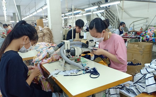 Nên thay đổi điều kiện hưởng chế độ thai sản với trường hợp hiếm muộn, sức khỏe yếu?