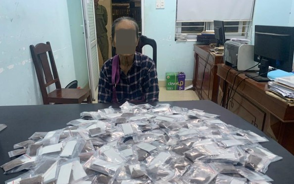 Choáng với số ma túy dạng "cỏ Mỹ" trong tỷ lệ kèo nhà cái cụ bà 69 tuổi