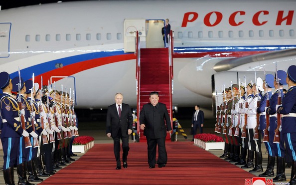 tỷ lệ cá cược kèo nhà cái long trọng đón tiếp Tổng thống Nga Putin