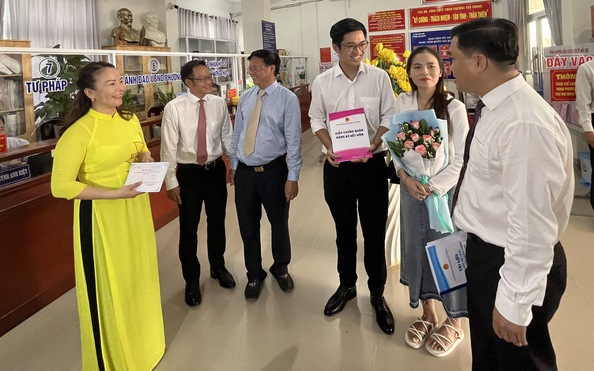 tỷ lệ kèo nhà cái malaysia rộng mô hình "Chính quyền thân thiện"