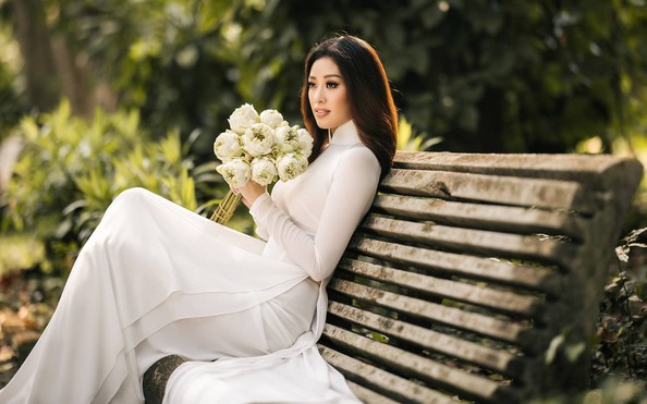 Loạt mỹ nhân Việt liên tục đón tỷ lệ kèo nhà cái 88 vui