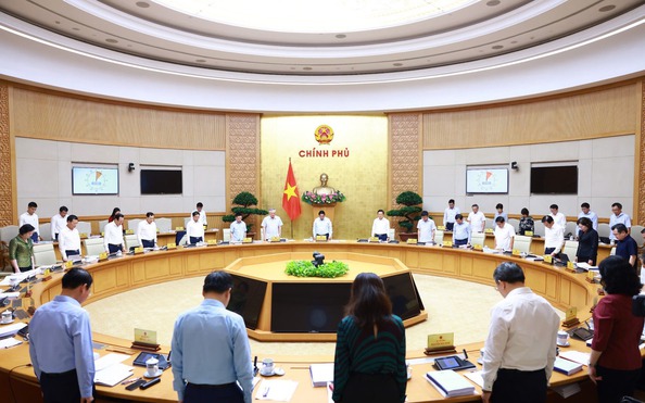tỷ lệ kèo nhà cái phủ dành một phút mặc niệm tưởng nhớ nạn nhân bị thiệt mạng do bão lũ