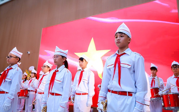 Những hình ảnh ấn tượng trong ngày đầu tiên tỷ lệ kèo nhà cái malaysia năm học mới