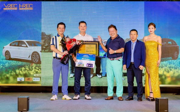 Gây quỹ hơn 1 tỉ đồng xây cầu từ thiện từ Giải tỷ lệ bóng đá kèo nhà cái Vrec & Hrec Presidents Cup 2025