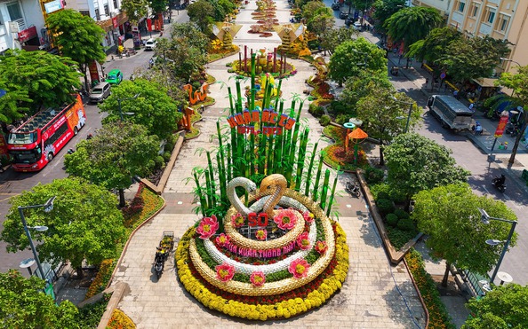 Bên tỷ lệ kèo nhà cái malaysia đường hoa Nguyễn Huệ trước ngày khai mạc