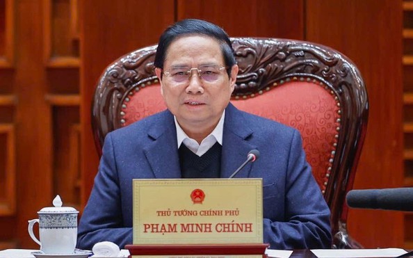 Đặt lợi ích đất nước, nhân dân lên trên hết