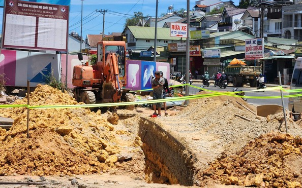 Phát hiện vật nghi quả bom "khủng" khi tỷ lệ kèo nhà cái malaysia ở Đà Lạt