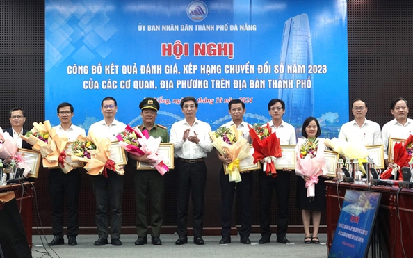 Đổi mới công tác đào tạo, bồi dưỡng lý luận chính trị