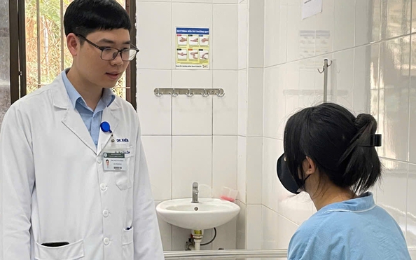 Bị cô lập và nói xấu, nữ tỷ lệ kèo nhà cái hôm nay làm điều khiến gia đình bàng hoàng