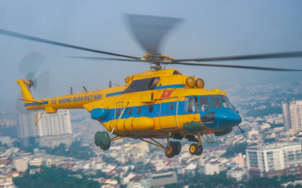 Phía sau kèo nhà cái tỷ lệ bóng đá chuyến bay huấn luyện chuẩn bị cho đại lễ 30-4