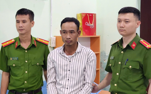 Bắt đối tượng dùng rựa chặn xe, cướp tỷ lệ kèo nhà cái hôm nay sản lúc rạng sáng