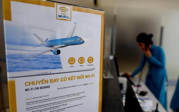 Triển khkèo nhà cái tỷ lệ bóng đá internet trên máy bay