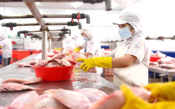 Vì sao dịp 30-4 và 1-5 nhiều nơi nghỉ lễ 5 ngày liên tiếp, có nơi chỉ nghỉ 2 ngày?