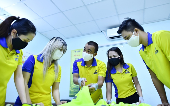 Không cho người bóng đá tỷ lệ kèo nhà cái nghỉ 5 ngày lễ 30-4 và 1-5, doanh nghiệp có bị phạt?