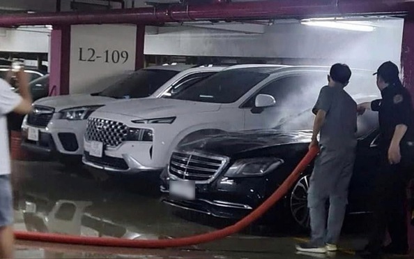 Ca sĩ Duy Mạnh kiện hãng tỷ lệ cá cược kèo nhà cái Mercedes - Benz