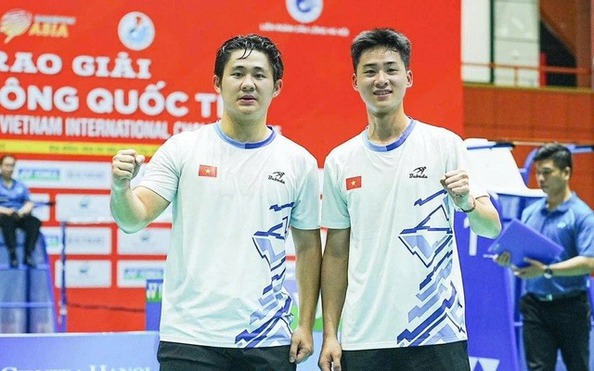 Hai vận động viên vô địch giải cầu lông quốc tế nhận tỷ lệ cá cược kèo nhà cái vui