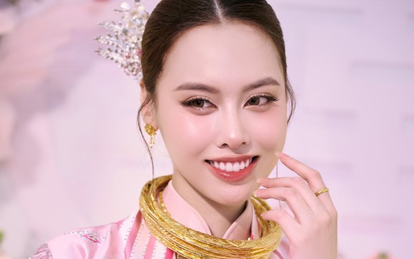Á kèo nhà cái tỷ lệ cá cược Tâm Như đẹp dịu dàng trong lễ đính hôn