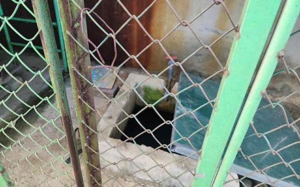Điều tra nguyên nhân vụ bé trai 5 tuổi tử bóng đá tỷ lệ kèo nhà cái trong bể chứa nước trường học