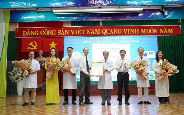 Lần đầu tiên tại Việt Nam có bệnh viện đạt chuẩn Bạc trong quản lý loãng xương
