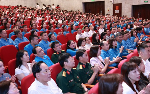 Hoàn thiện chính sách, bảo vệ quyền lợi tỷ lệ bóng đá kèo nhà cái động