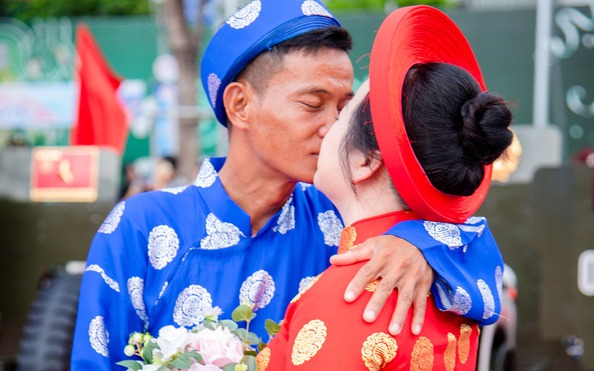 tỷ lệ kèo góc nhà cái Đại lễ 30-4, mình cưới nhau đi!