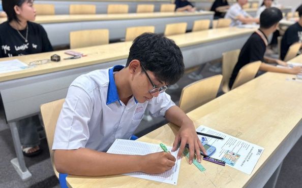 Vì sao Trường ĐH Khoa học tự nhiên TP HCM dùng tới 17 tổ hợp xét tỷ lệ kèo góc nhà cái?