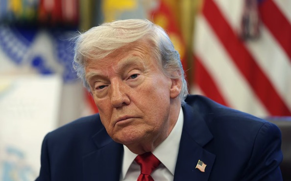 Tin không vui cho kèo nhà cái tỷ lệ cá cược Donald Trump nhân 100 ngày cầm quyền