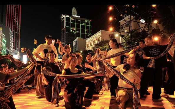 "Vũ hội khăn rằn" - Bản hùng ca tuyệt đẹp chào mừng 50 năm thống nhất đất tỷ lệ kèo nhà cái malaysia