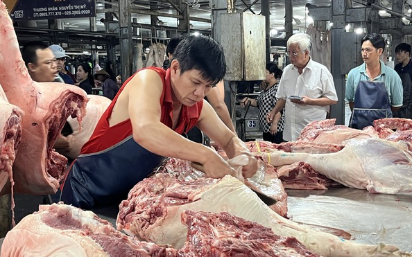 Giá tỷ lệ bóng đá kèo nhà cái hôm nay 8-4: Lặng sóng trên toàn quốc, thịt heo tại chợ giảm sâu