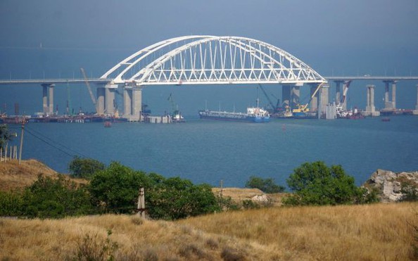 Ukraine phá hủy radar S-400 Nga, EU tuyên bố ‘nóng’ về Crimea
