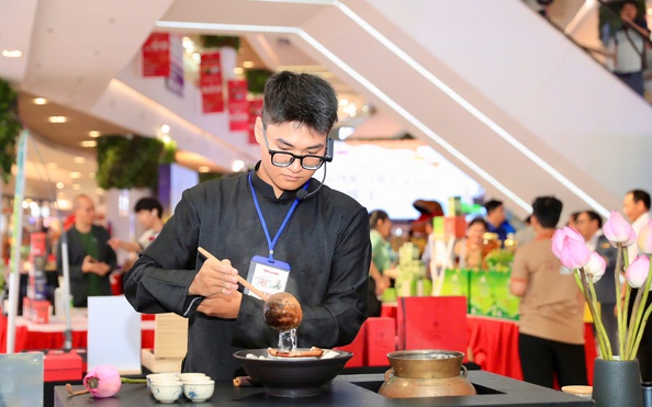 Trà Việt trong hơi thở hiện đại