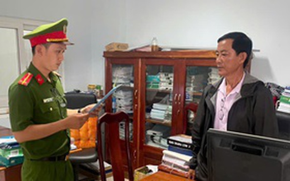 Khởi tố 2 nguyên cán bộ thuế kèo nhà cái tỷ lệ cá cược kế toán trưởng bưu điện huyện