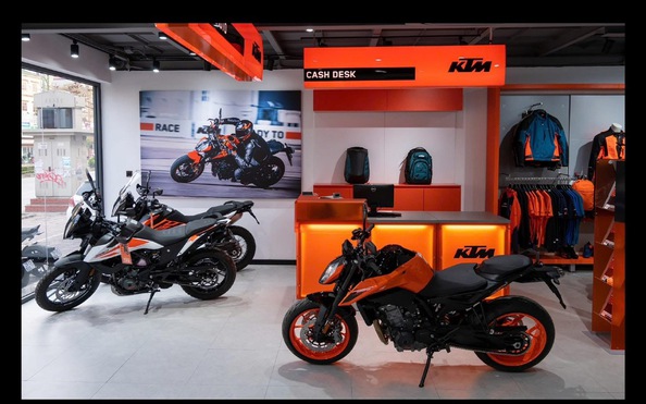 Showroom mô tô KTM ngừng hoạt động sau khi ồ ạt khuyến mãi
