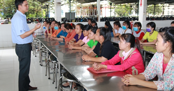 Không phải đóng BHXH bắt buộc