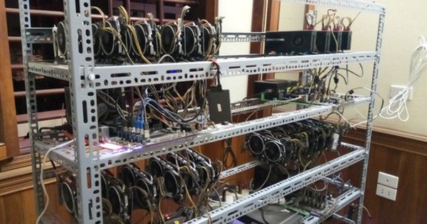 “Dân cày” Bitcoin thi nhau bán “trâu” ăn Tết