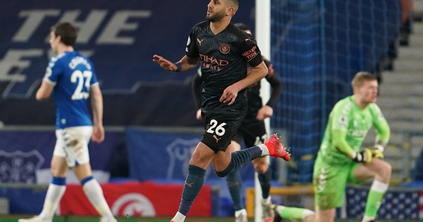 Hai siêu phẩm hạ Everton, Man City thắng trận thứ 17 giữ ngôi đỉnh bảng Hai siêu phẩm hạ Everton, Man City thắng trận thứ 17 giữ ngôi đỉnh bảng