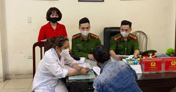Có vắc-xin, vẫn rất cần 5K! Có vắc-xin, vẫn rất cần 5K!