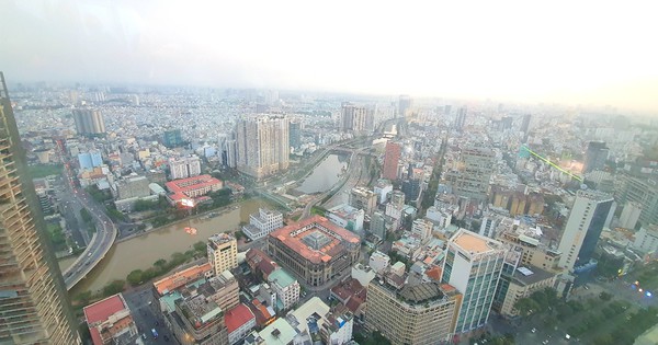 TP HCM: Ngân hàng rao bán hàng ngàn m2 nhà đất ở trung tâm quận 1