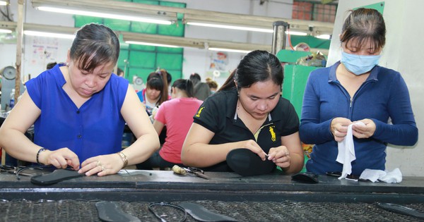 NÓNG: Hướng dẫn thực hiện hỗ trợ doanh nghiệp, người lao động gặp khó khăn do Covid-19 - Vimarsana News