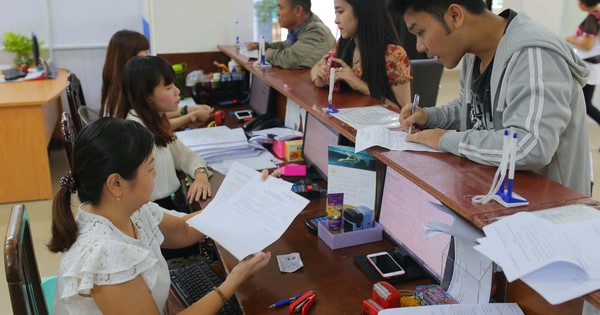 Bảo hiểm xã hội Thành phố Hồ Chí Minh rút ngắn thời gian giải quyết hồ sơ hỗ trợ Covid-19 - Vimarsana News