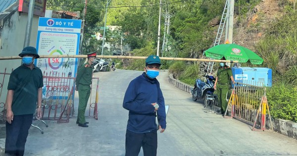Vụ nữ nhân viên nhà hàng mắc Covid-19 đi lại nhiều nơi: Cảnh cáo 1 trạm trưởng y tế - Vimarsana News