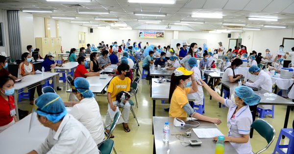 TP HCM: 1.000 nhân sự y khoa tăng cường hỗ trợ các quận, huyện điều tra, truy vết - Vimarsana News