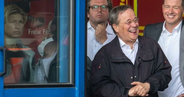 Đức: Hình ảnh gây sốc của ứng viên kế nhiệm Thủ tướng Merkel - Vimarsana News
