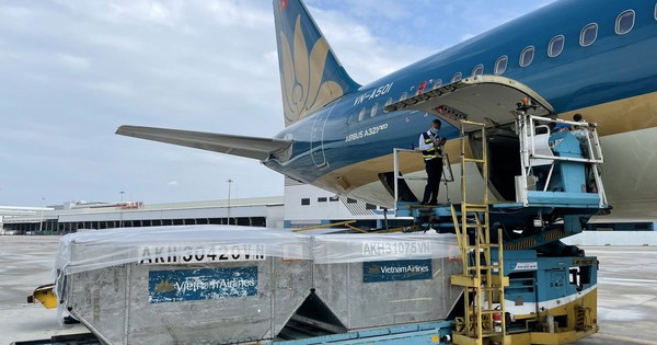 Vận chuyển 800 máy trợ thở cùng nhiều trang thiết bị y tế đến TP HCM - Vimarsana News