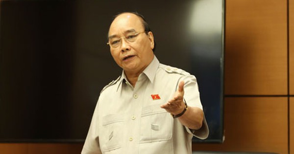 Vẫn theo đuổi "mục tiêu kép", ưu tiên chống dịch - Báo Người lao động - Vimarsana News