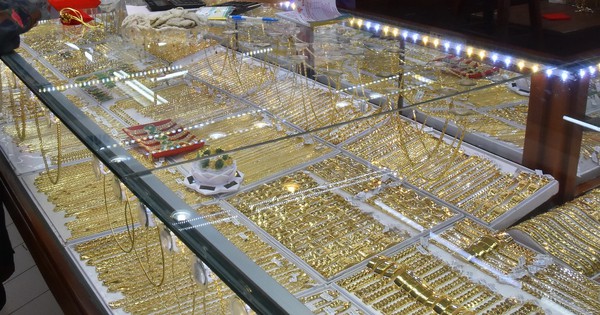 Giá vàng hôm nay 7-7: Tăng giảm dữ dội, USD biến động khó lường - Vimarsana News