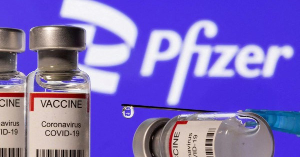Pfizer dự kiến tăng giá vắc-xin COVID-19 lên gấp 4 lần